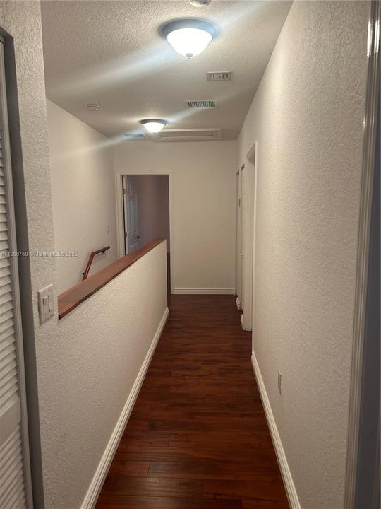 出租: $5,500 (3 贝兹, 2 浴室, 2023 平方英尺)