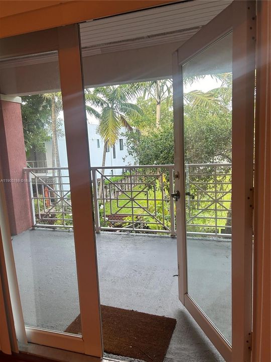 出租: $5,500 (3 贝兹, 2 浴室, 2023 平方英尺)