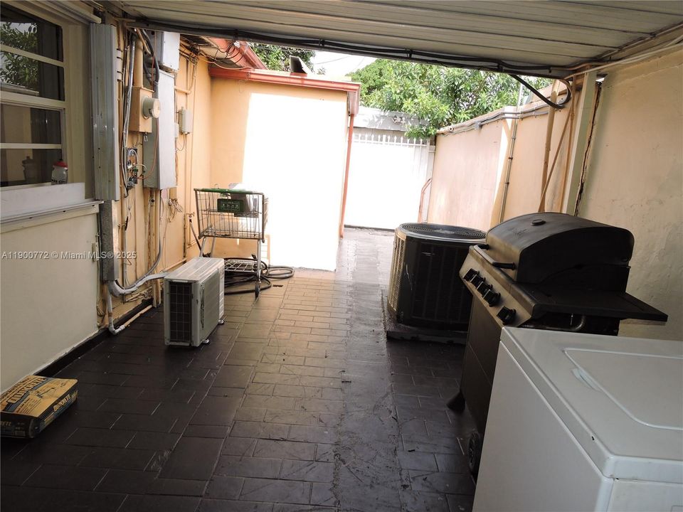 Recently Rented: $1,500 (1 beds, 14 baths, 700 Square Feet)