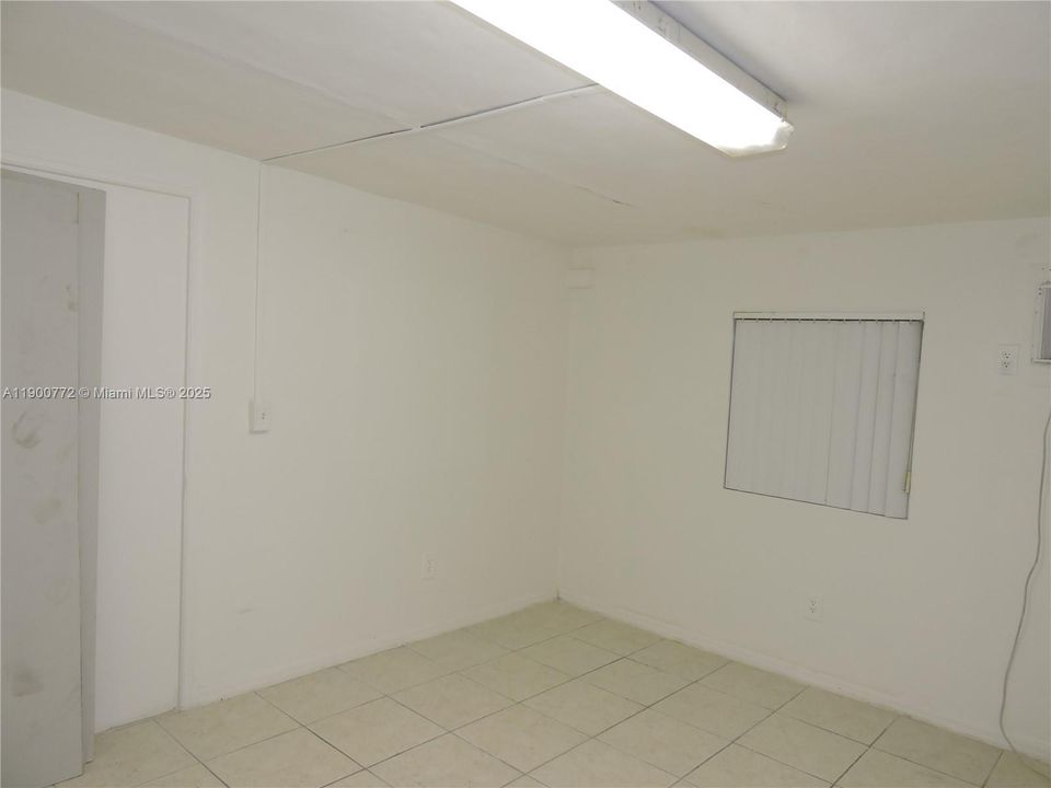 Recently Rented: $1,500 (1 beds, 14 baths, 700 Square Feet)