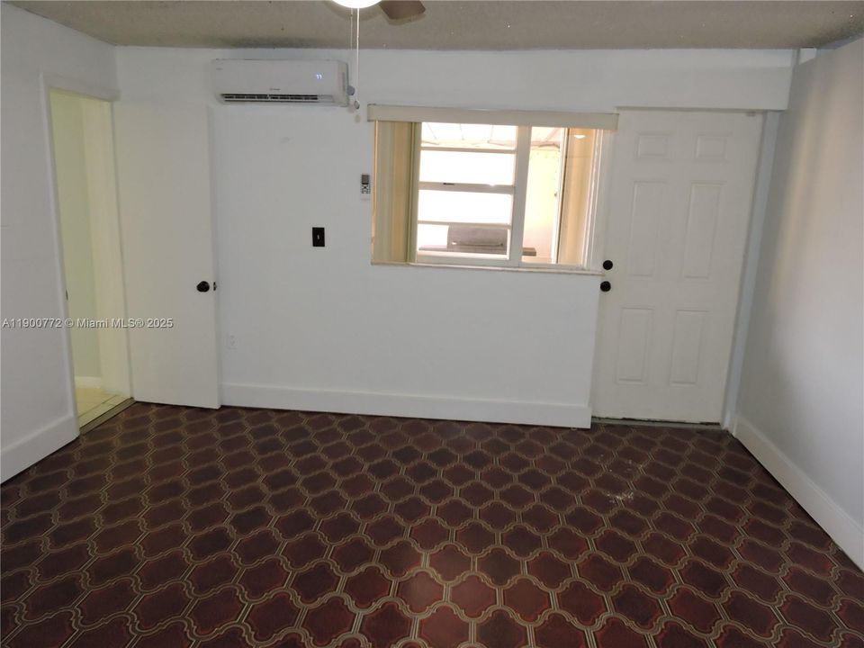 Recently Rented: $1,500 (1 beds, 14 baths, 700 Square Feet)