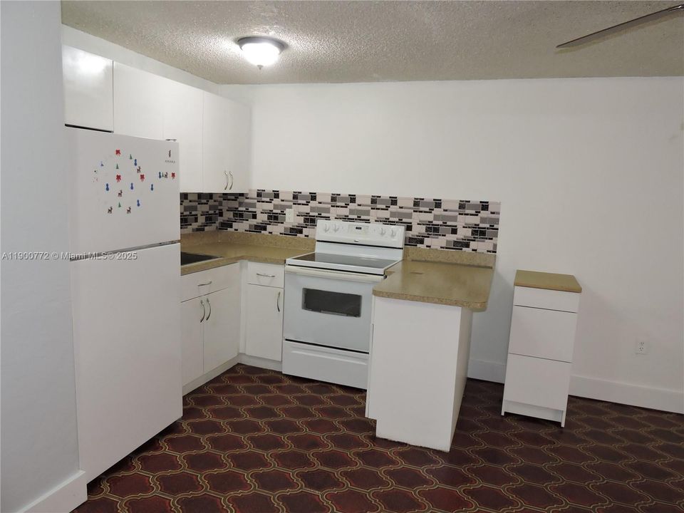Recently Rented: $1,500 (1 beds, 14 baths, 700 Square Feet)