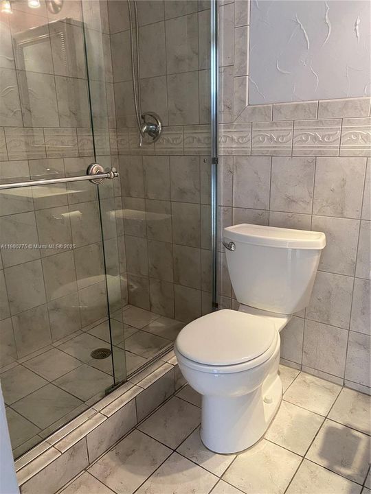 For Sale: $290,000 (2 beds, 2 baths, 1132 Square Feet)