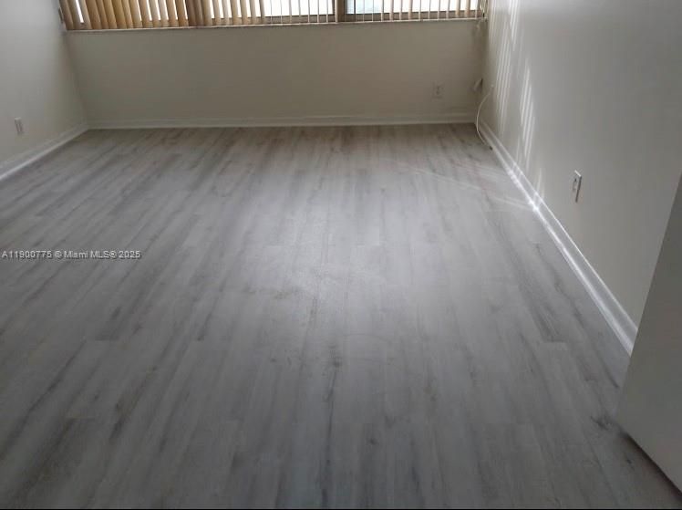 For Sale: $290,000 (2 beds, 2 baths, 1132 Square Feet)