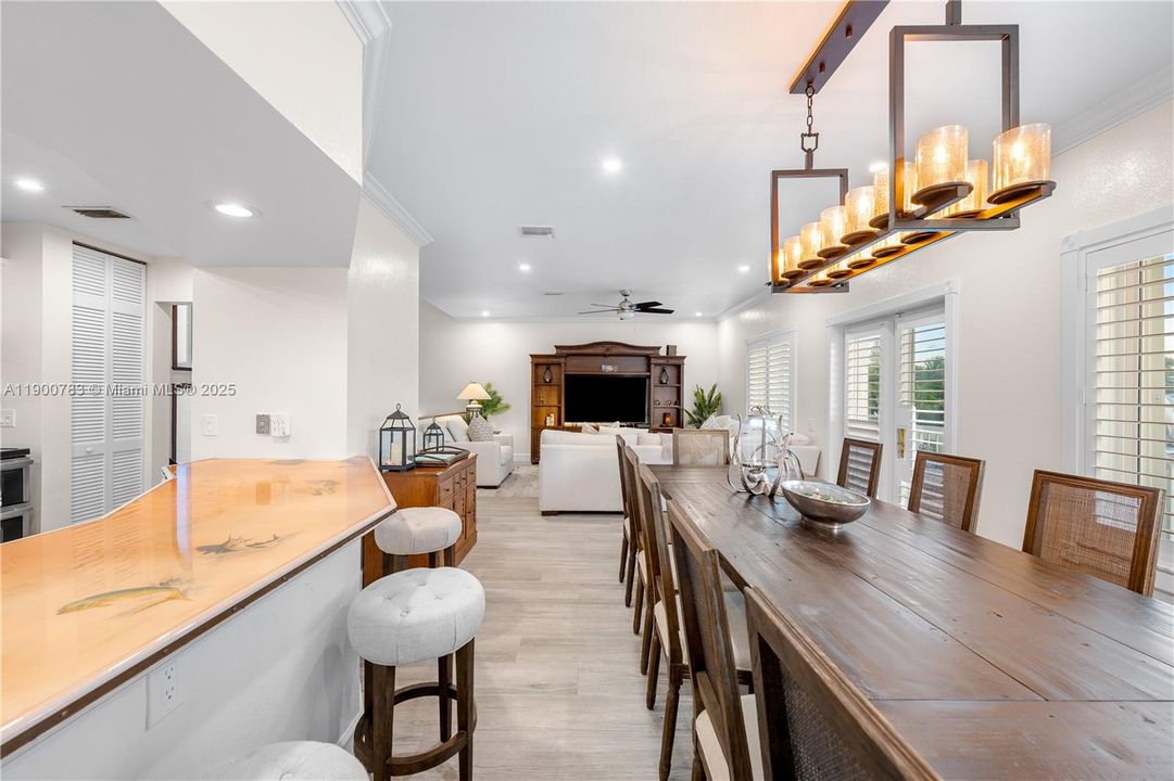 For Sale: $3,495,000 (4 beds, 4 baths, 3817 Square Feet)