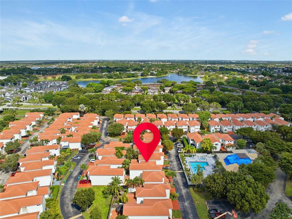 Active With Contract: $539,000 (5 beds, 2 baths, 1790 Square Feet)