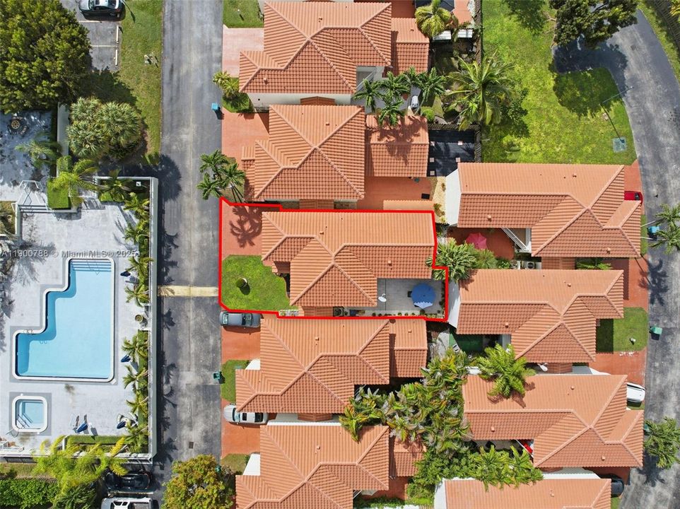 Active With Contract: $539,000 (5 beds, 2 baths, 1790 Square Feet)