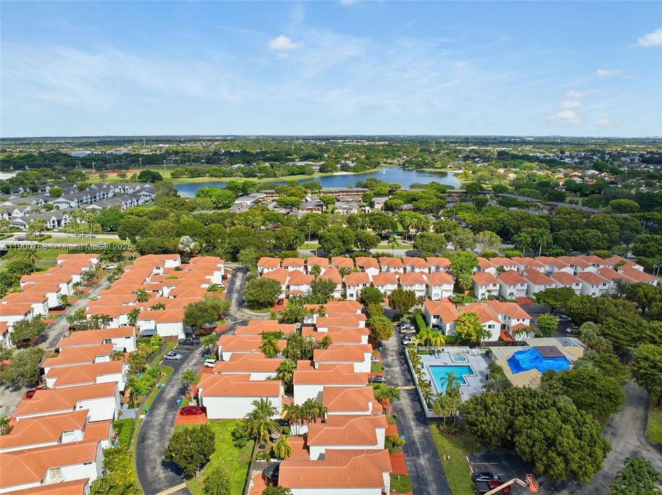 Active With Contract: $539,000 (5 beds, 2 baths, 1790 Square Feet)