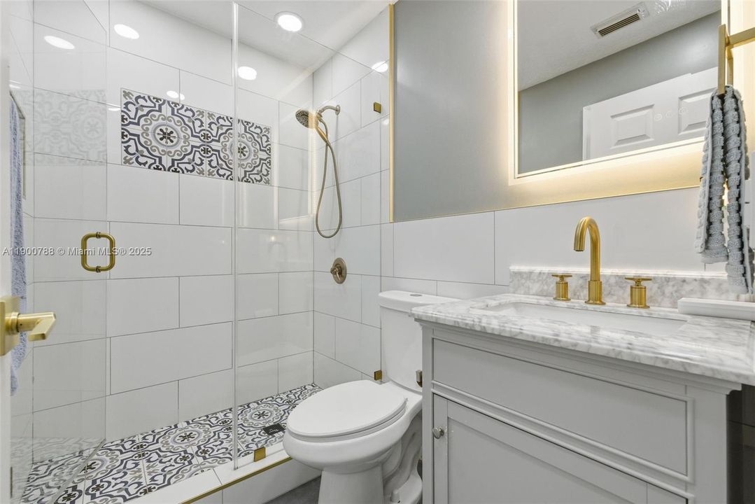 Active With Contract: $539,000 (5 beds, 2 baths, 1790 Square Feet)