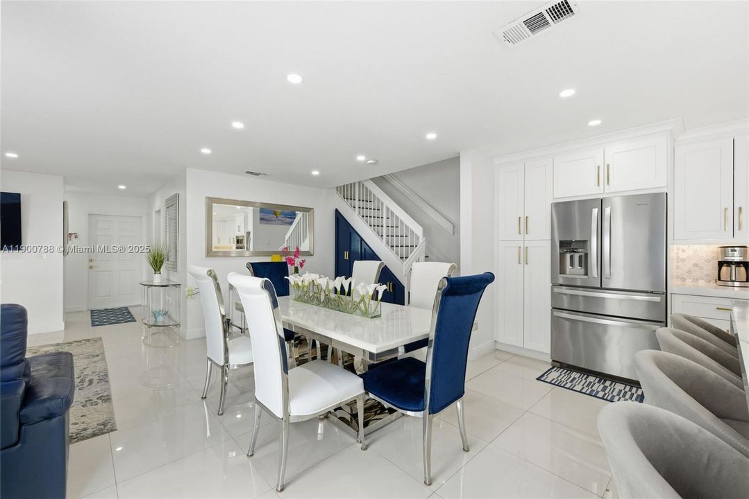 Active With Contract: $539,000 (5 beds, 2 baths, 1790 Square Feet)