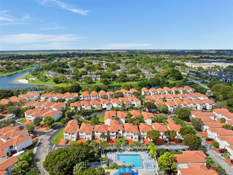 Active With Contract: $539,000 (5 beds, 2 baths, 1790 Square Feet)