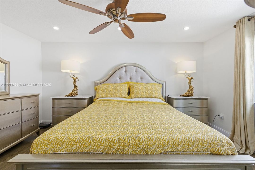 Active With Contract: $539,000 (5 beds, 2 baths, 1790 Square Feet)