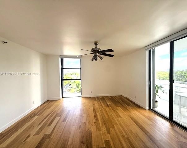 For Rent: $2,800 (2 beds, 2 baths, 1233 Square Feet)