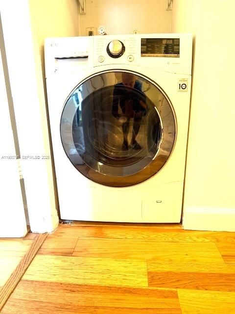 For Rent: $2,800 (2 beds, 2 baths, 1233 Square Feet)