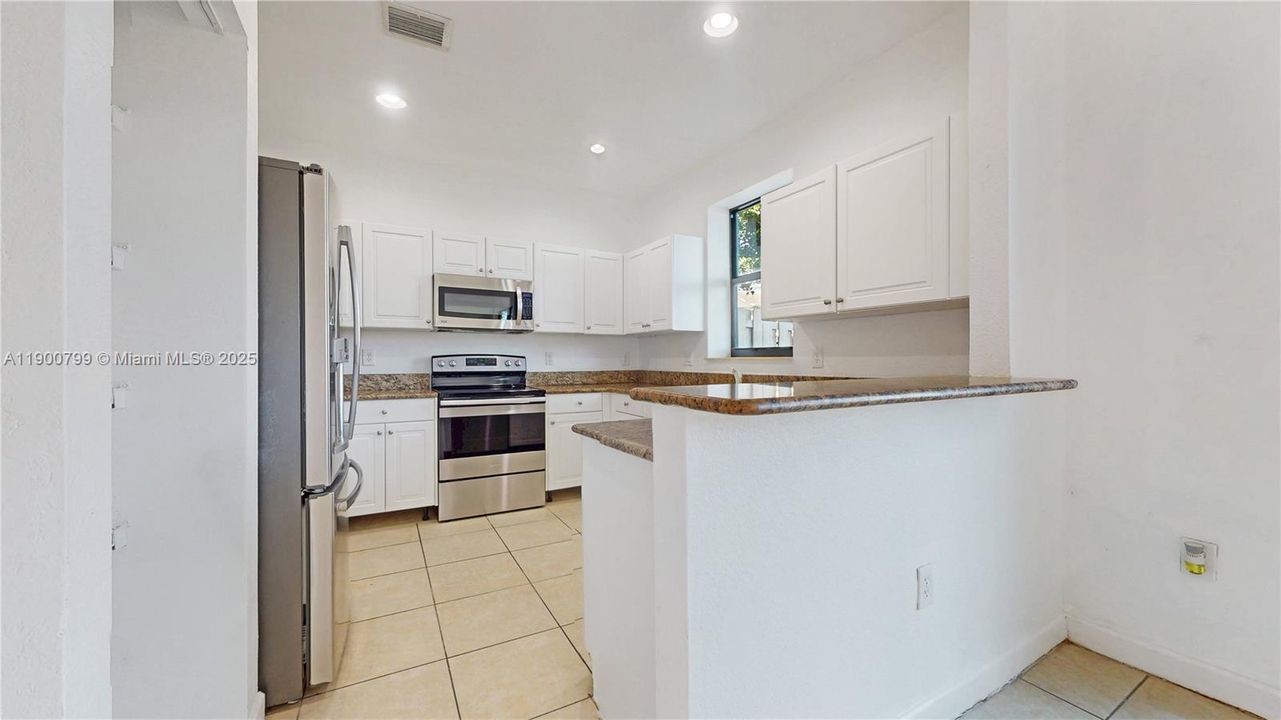 For Sale: $440,000 (3 beds, 2 baths, 1754 Square Feet)