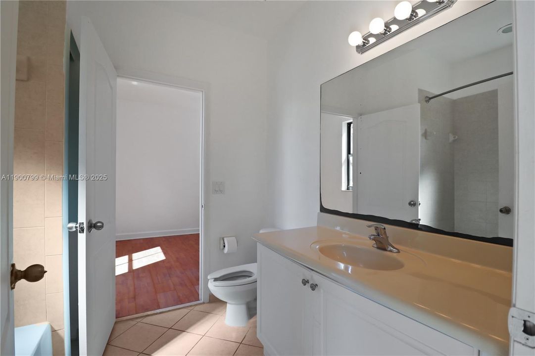 For Sale: $440,000 (3 beds, 2 baths, 1754 Square Feet)