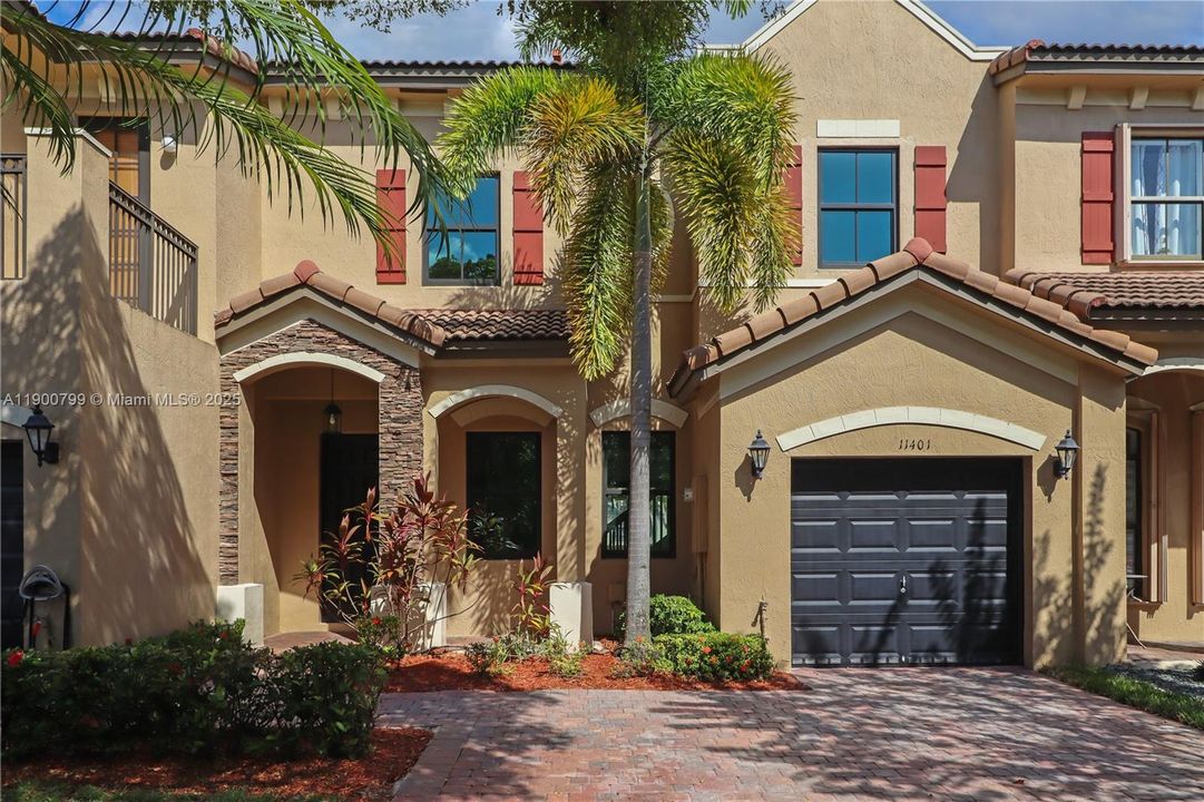 For Sale: $440,000 (3 beds, 2 baths, 1754 Square Feet)