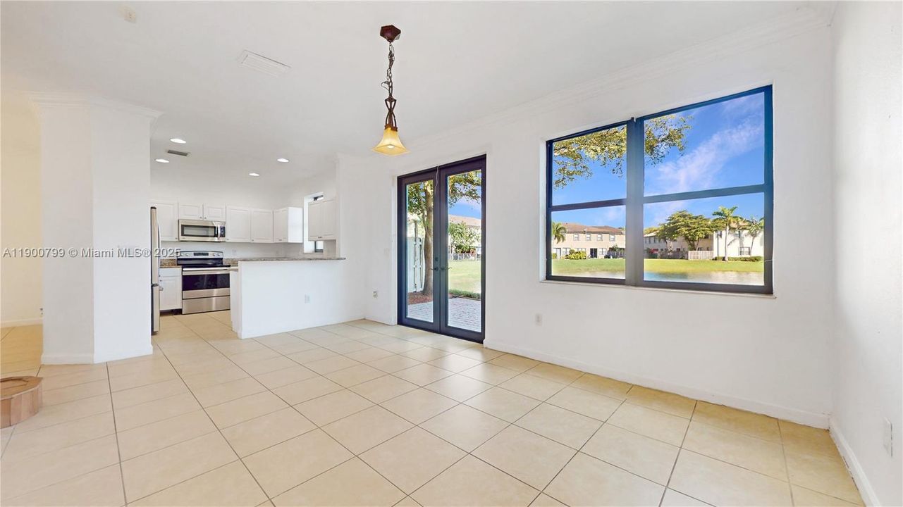 For Sale: $440,000 (3 beds, 2 baths, 1754 Square Feet)