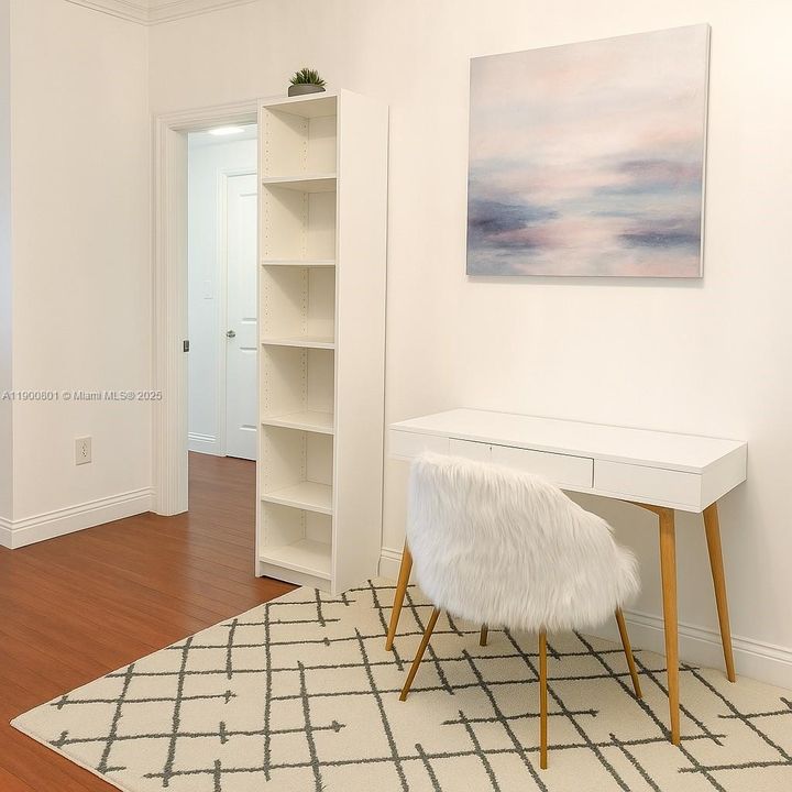 For Sale: $450,000 (2 beds, 2 baths, 1168 Square Feet)