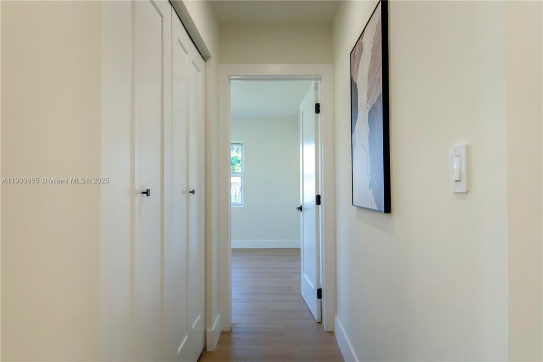 Active With Contract: $549,900 (3 beds, 2 baths, 2115 Square Feet)