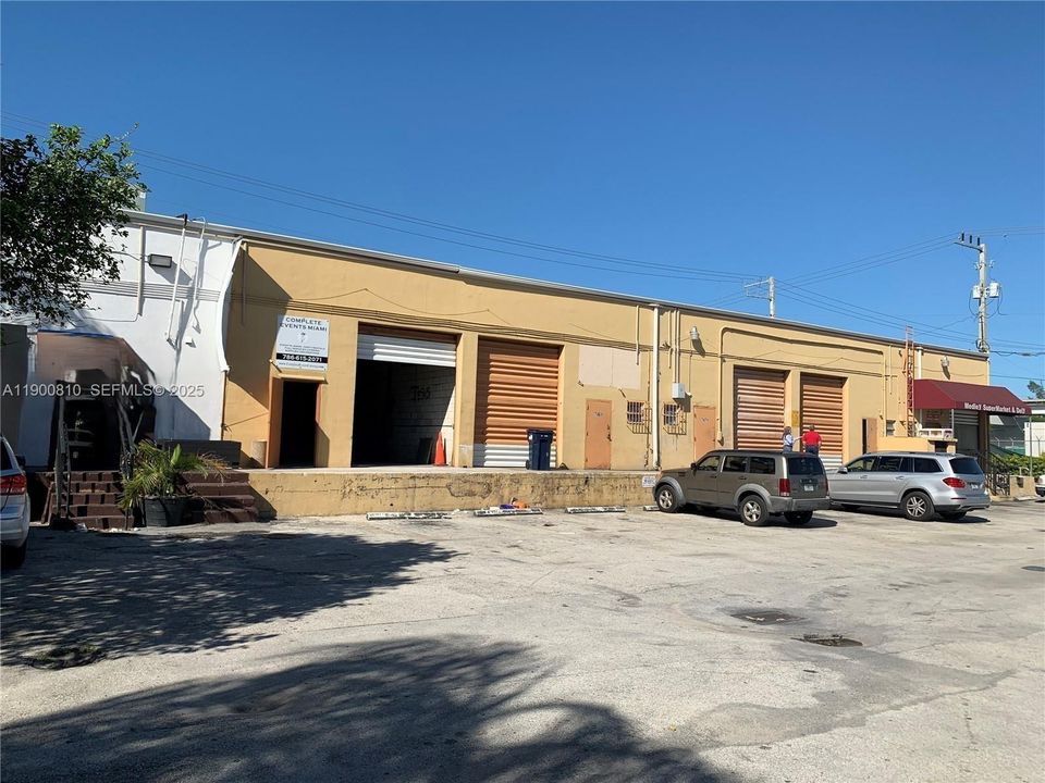 For Rent: $2,400 (0 beds, 0 baths, 0 Square Feet)