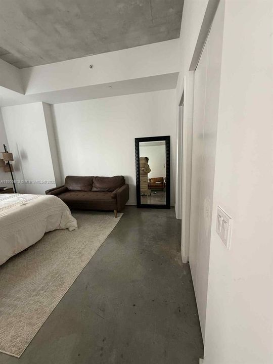 出租: $2,250 (1 贝兹, 1 浴室, 533 平方英尺)