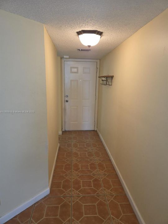 En Venta: $190,000 (2 camas, 2 baños, 920 Pies cuadrados)