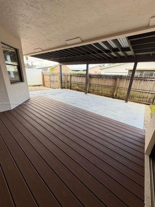 Recently Rented: $3,900 (3 beds, 2 baths, 2264 Square Feet)