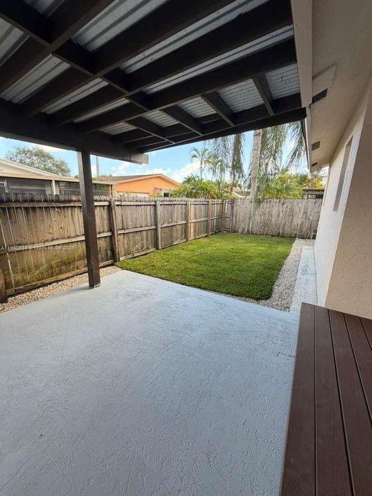 Recently Rented: $3,900 (3 beds, 2 baths, 2264 Square Feet)