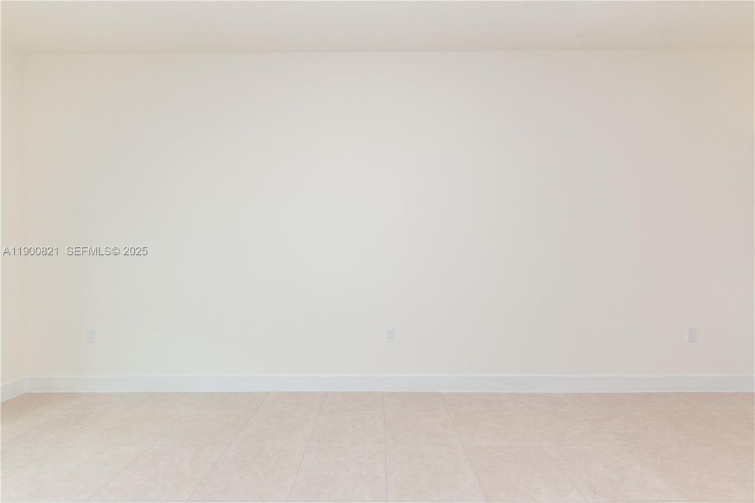 For Rent: $2,400 (1 beds, 1 baths, 0 Square Feet)