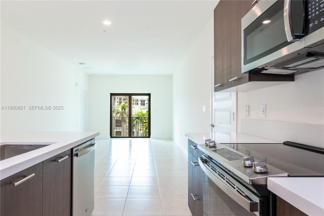 For Rent: $2,400 (1 beds, 1 baths, 0 Square Feet)