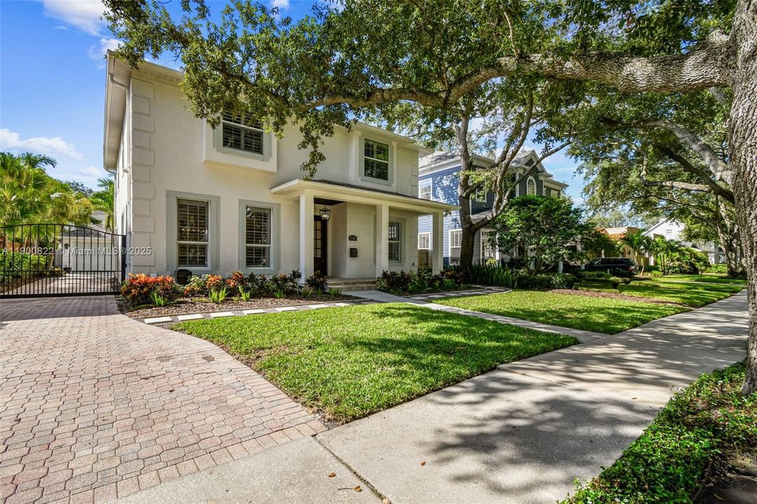 待售: $1,975,000 (5 贝兹, 3 浴室, 3115 平方英尺)