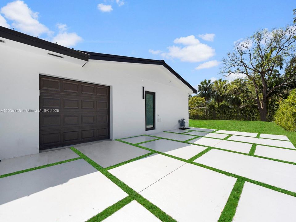 待售: $1,535,000 (4 贝兹, 3 浴室, 2374 平方英尺)