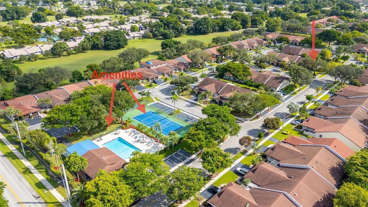 Active With Contract: $339,900 (2 beds, 2 baths, 1234 Square Feet)