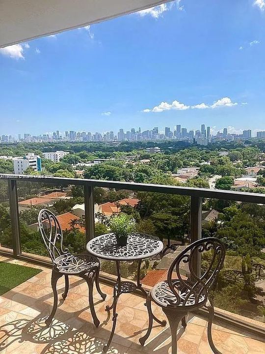 Recently Rented: $3,000 (2 beds, 2 baths, 1201 Square Feet)