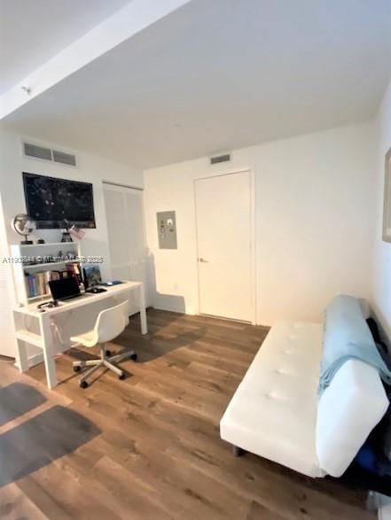 Very spacious Den, connected to living room and half bath
