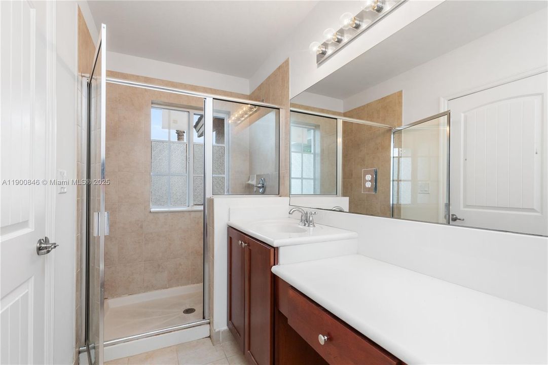 Active With Contract: $350,000 (3 beds, 2 baths, 1580 Square Feet)