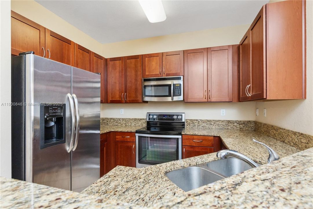 Active With Contract: $350,000 (3 beds, 2 baths, 1580 Square Feet)