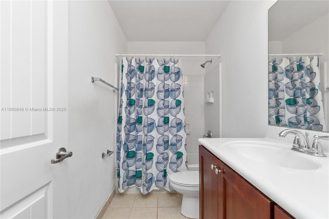 Active With Contract: $350,000 (3 beds, 2 baths, 1580 Square Feet)