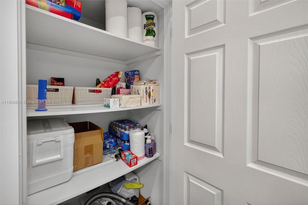 На продажу: $875,000 (3 спален, 2 ванн, 1680 Квадратных фут)