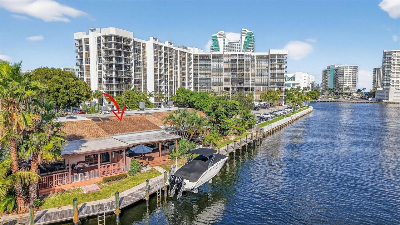 На продажу: $875,000 (3 спален, 2 ванн, 1680 Квадратных фут)