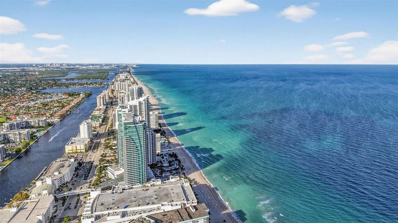 На продажу: $875,000 (3 спален, 2 ванн, 1680 Квадратных фут)