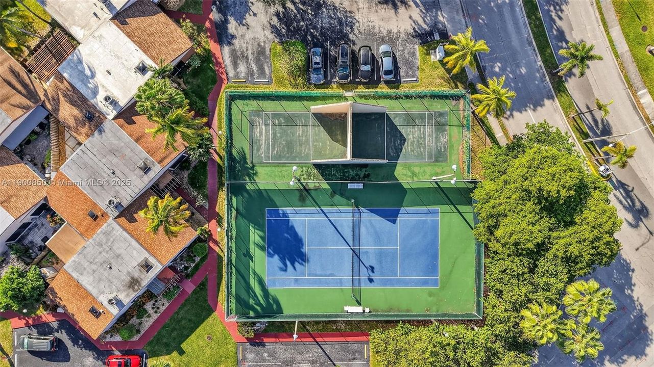 На продажу: $875,000 (3 спален, 2 ванн, 1680 Квадратных фут)