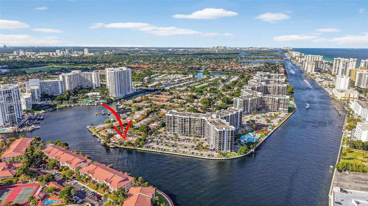 На продажу: $875,000 (3 спален, 2 ванн, 1680 Квадратных фут)