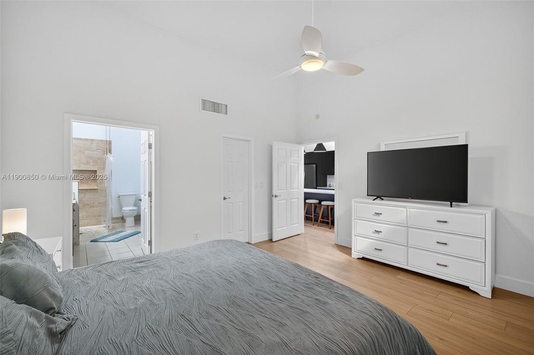 На продажу: $875,000 (3 спален, 2 ванн, 1680 Квадратных фут)