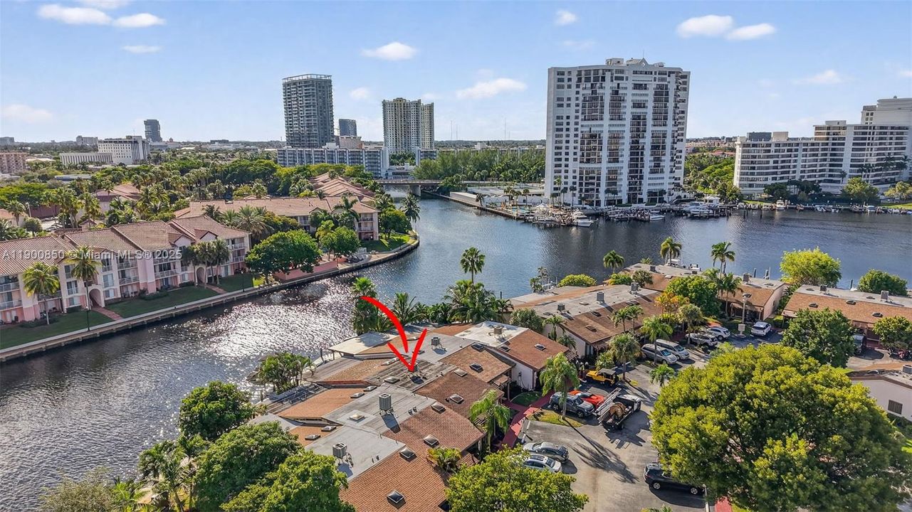 На продажу: $875,000 (3 спален, 2 ванн, 1680 Квадратных фут)