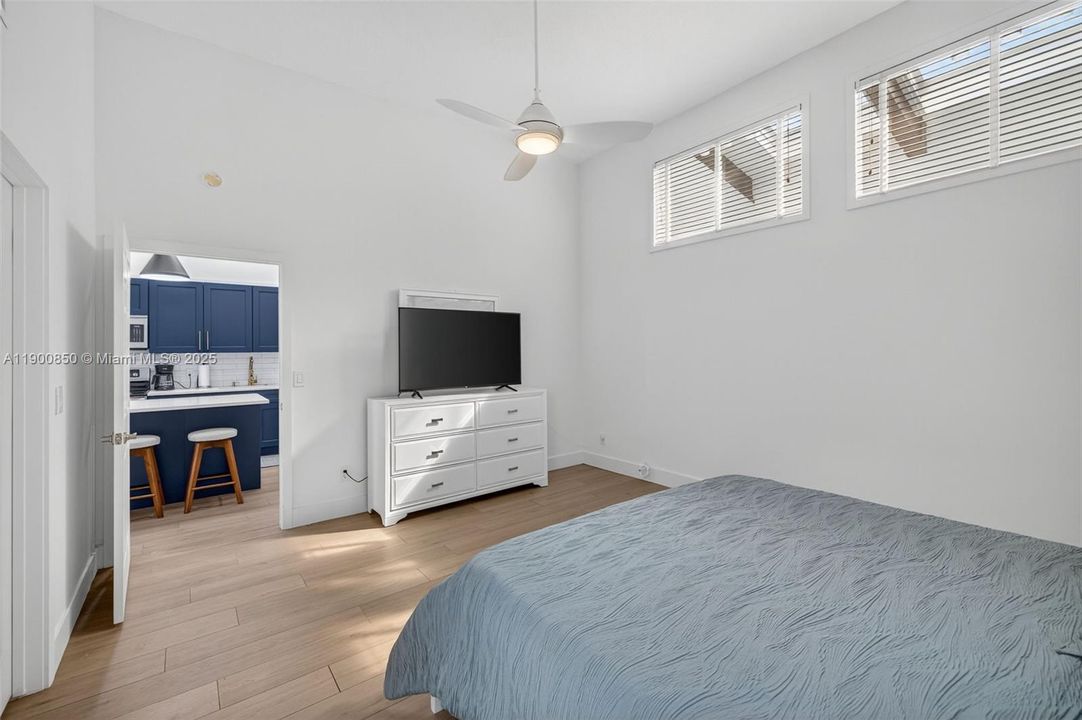 На продажу: $875,000 (3 спален, 2 ванн, 1680 Квадратных фут)