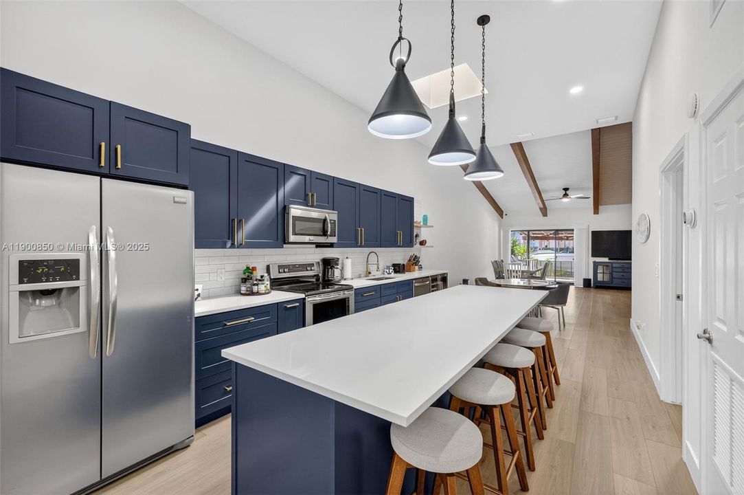 На продажу: $875,000 (3 спален, 2 ванн, 1680 Квадратных фут)