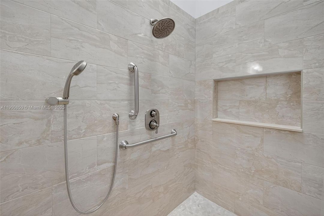 На продажу: $875,000 (3 спален, 2 ванн, 1680 Квадратных фут)