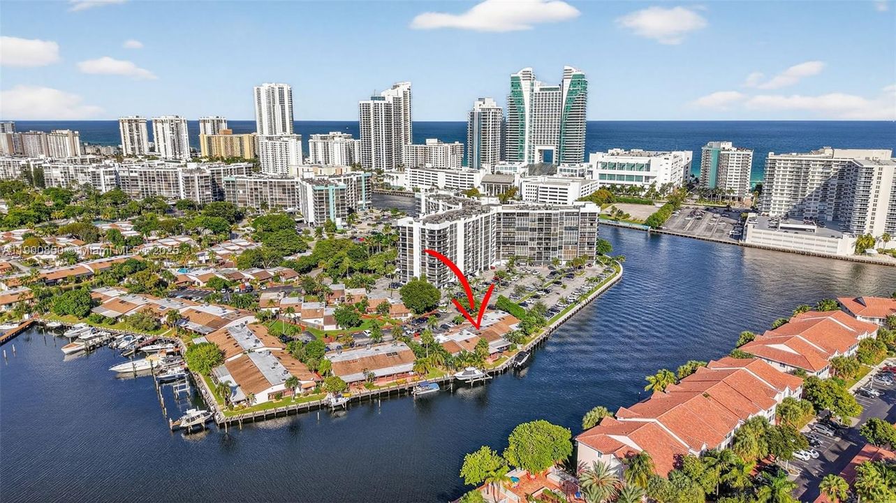 На продажу: $875,000 (3 спален, 2 ванн, 1680 Квадратных фут)